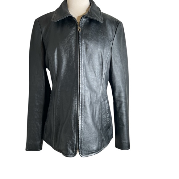 Elegant Black Leather Women's Jacket - Picture 1 of 5